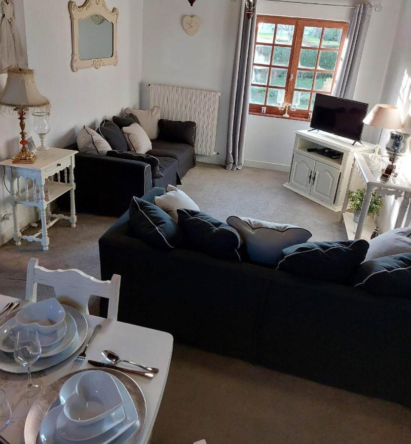 Les Gages Villa Brece  ภายนอก รูปภาพ